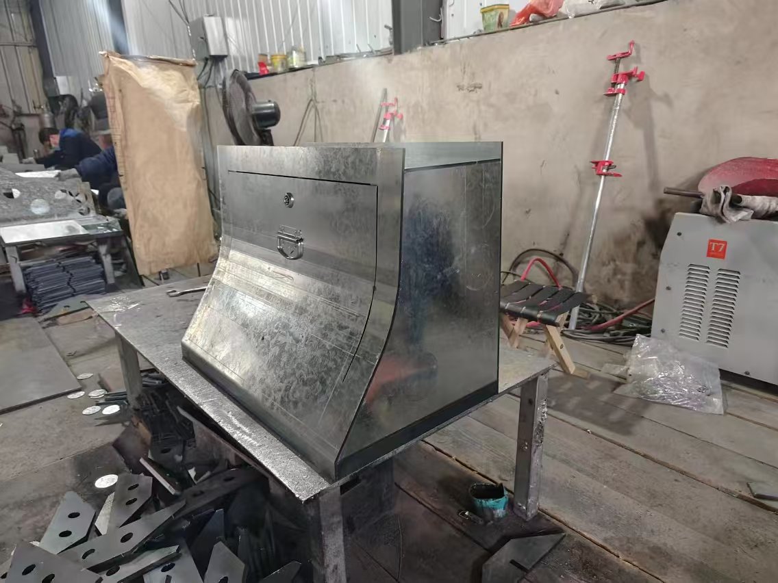 桥梁预埋接线盒